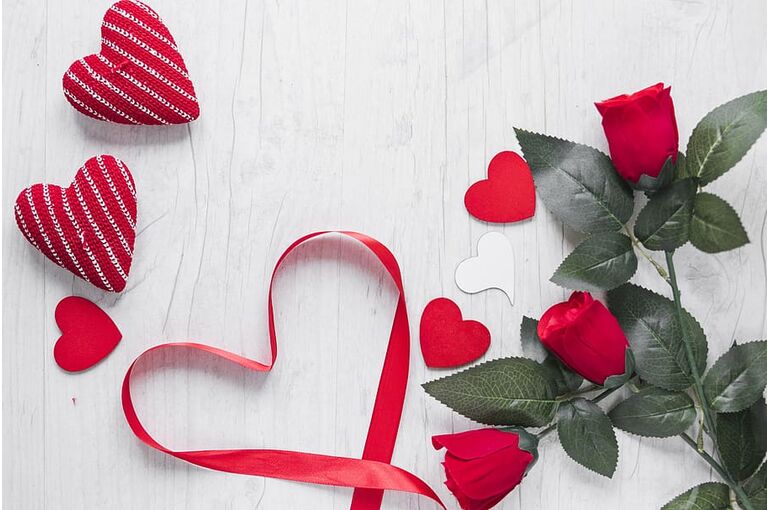 love-romance-heart-gift