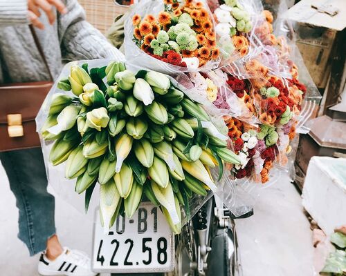 flowers-delivery-bundle-group